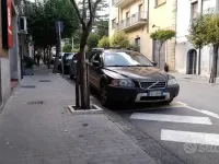 Usata Volvo XC70 185 CV (136 kW) 2007 Nero Station wagon