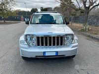 usata Jeep Cherokee 2.8 CRD Limited 185,00/mese