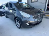 Usata Kia Venga 90 CV (66 kW) 2011 Grigio Utilitaria