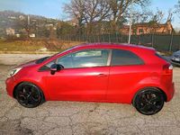 Usata Kia Rio 86 CV (63 kW) 2012 Rosso Berlina