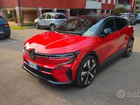 Usata Renault Megane E-Tech Techno 161 kW (220 CV) 2023 Rosso Berlina