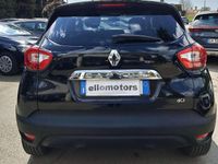 Usata Renault Captur Intens 90 CV (66 kW) 2016 Nero SUV