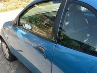 Usata Ford Ka 69 CV (50 kW) 2004 Blu/azzurro Utilitaria