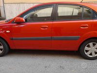 Usata Kia Rio 112 CV (82 kW) 2006 Rosso Berlina