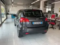 Usata Kia Venga 90 CV (66 kW) 2015 Grigio Utilitaria