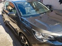 Usata Peugeot 3008 Allure 131 CV (96 kW) 2019 Verde Station wagon