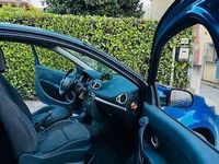 Usata Renault Clio II 75 CV (55 kW) 2010 Blu Utilitaria