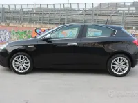 Usata Alfa Romeo Giulietta Super 120 CV (88 kW) 2016 Nero Utilitaria