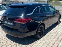 Usata Opel Astra GS Line 122 CV (89 kW) 2020 Nero Station wagon