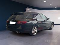 Usata Mercedes 200 Premium 149 CV (109 kW) 2015 Nero Station wagon