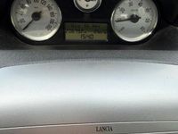 Usado Lancia Ypsilon 90 HP (66 kW) 2008 Cinzento Citadino