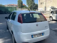 Usata Fiat Grande Punto Active 75 CV (55 kW) 2008 Bianco Utilitaria