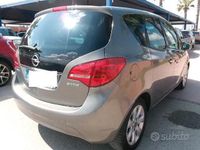 Usata Opel Meriva Cosmo 95 CV (69 kW) 2010 Grigio Monovolume