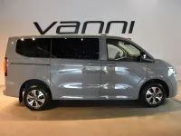 Nuova VW Caravelle Life 150 CV (110 kW) 2026 Grigio Furgone