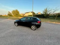 Usata Alfa Romeo Giulietta 120 CV (88 kW) 2010 Nero Utilitaria