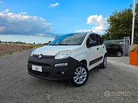 Usata Fiat Panda 4x4 Pop 85 CV (62 kW) 2019 Bianco Utilitaria