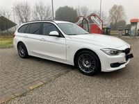 Usata BMW 318 Efficient Dynamics 143 CV (105 kW) 2013 Bianco Station wagon
