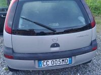 Usata Opel Corsa 75 CV (55 kW) 2002 Grigio Berlina
