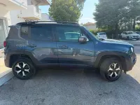 Usata Jeep Renegade Trailhawk 179 CV (131 kW) 2021 Blu/azzurro SUV