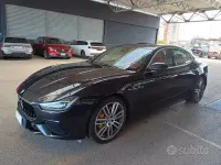 Usata Maserati Ghibli 350 CV (257 kW) 2022 Nero Berlina