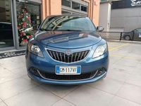 Usata Lancia Ypsilon Silver 69 CV (50 kW) 2023 Blu/azzurro Utilitaria