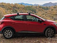 Usata Renault Captur Life 101 CV (74 kW) 2020 Rosso SUV