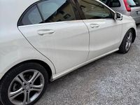 Usata Mercedes 180 109 CV (80 kW) 2015 Berlina