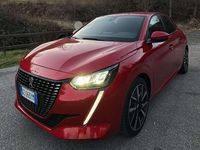 Usata Peugeot 208 Active 101 CV (74 kW) 2020 Rosso Utilitaria