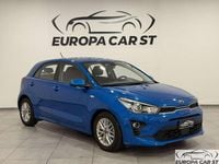 Usata Kia Rio Style 99 CV (72 kW) 2021 Blu/azzurro Utilitaria