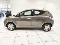 Usata Lancia Ypsilon Gold 95 CV (69 kW) 2015 Grigio Utilitaria