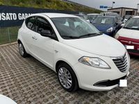 Usata Lancia Ypsilon Silver 69 CV (50 kW) 2015 Bianco Utilitaria