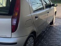 Usata Fiat Punto 77 CV (56 kW) 2009 Utilitaria