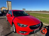 Usata Opel Insignia Innovation 170 CV (125 kW) 2019 Rosso metallizzato Station wagon
