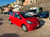 Usata Toyota Aygo 68 CV (50 kW) 2008 Rosso Utilitaria