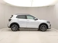 Usata VW T-Cross R-line 116 CV (85 kW) 2026 Grigio SUV