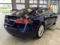 Usata Tesla Model S 135 kW (184 CV) 2018 Blu/azzurro Utilitaria