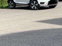 usata Volvo XC40 2.0 d3 Momentum awd