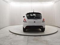 Usata Lancia Ypsilon Gold 70 CV (51 kW) 2023 Bianco Utilitaria