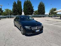 Usata Mercedes E220 Premium Plus 194 CV (142 kW) 2017 Nero Berlina