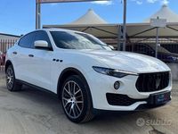 Usata Maserati Levante GranLusso 275 CV (202 kW) 2017 Bianco SUV