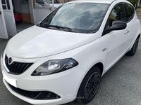 Usata Lancia Ypsilon Gold 69 CV (50 kW) 2022 Bianco Utilitaria