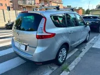 Usata Renault Scénic LIMITED 110 CV (80 kW) 2015 Argento Monovolume