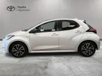 Usata Toyota Yaris Lounge 92 CV (67 kW) 2021 Grigio Utilitaria