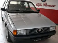Usata Alfa Romeo 33 84 CV (61 kW) 1984 Grigio Berlina