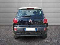 Begagnad Fiat 500L Lounge 95 HK (69 kW) 2016 Svart Minibuss