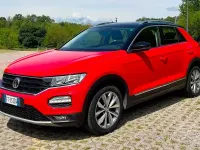 Usado VW T-Roc Advance 150 CV (110 kW) 2019 Rojo SUV