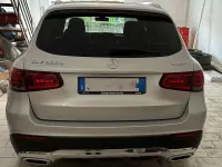 Usata Mercedes GLC300 245 CV (180 kW) 2021 Argento SUV
