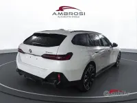 Nuova BMW 530 M Sport 299 CV (219 kW) 2026 Bianco Station wagon