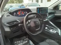 Gebraucht Peugeot 3008 Allure 131 PS (96 kW) 2023 Grau SUV