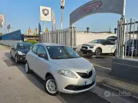 Usata Lancia Ypsilon Platinum 80 CV (58 kW) 2016 Grigio Utilitaria